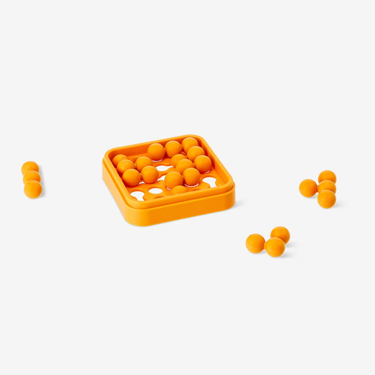 IQ-spel - 8 pussel i en låda