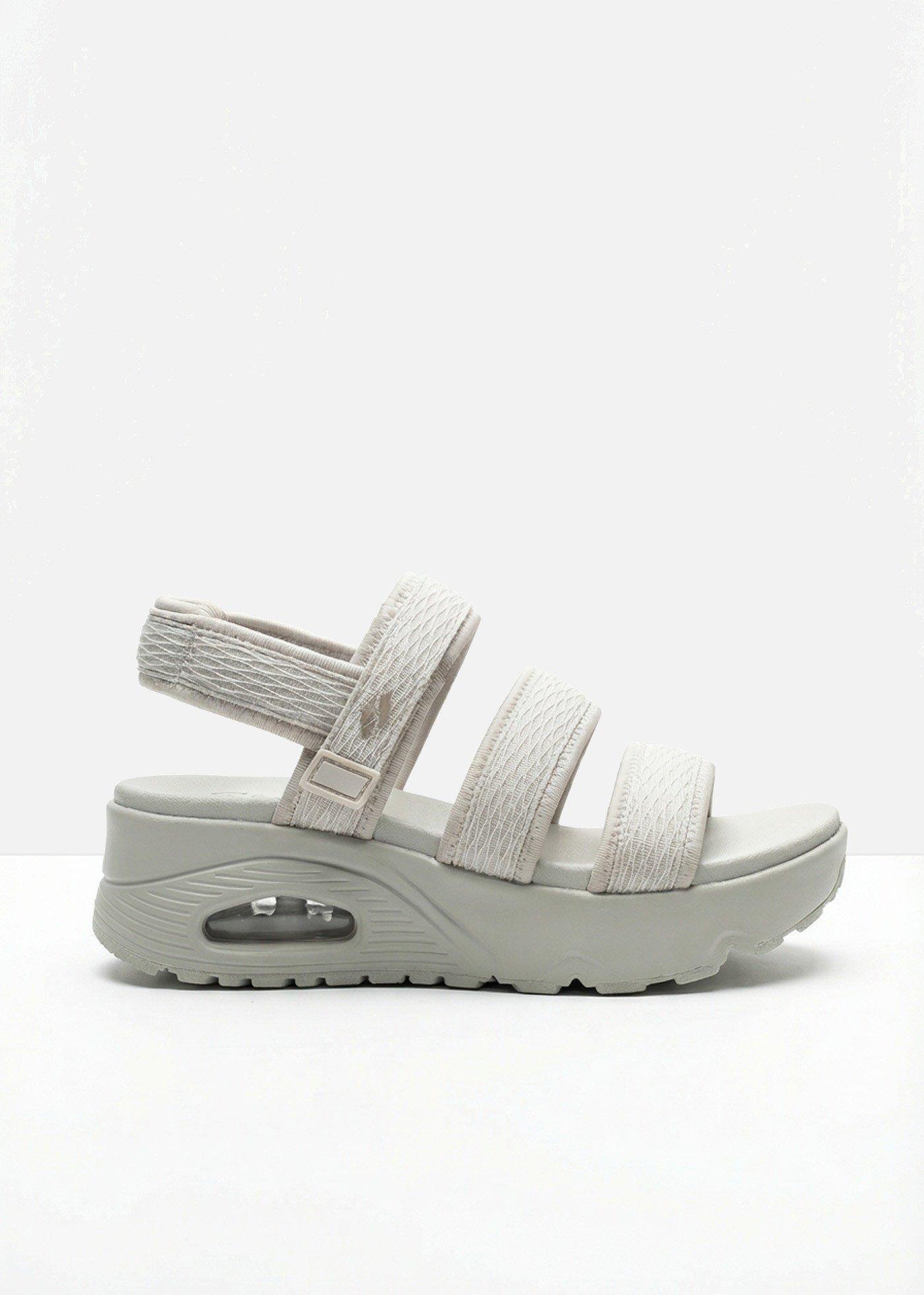 Sandal med memoryskum från Skechers