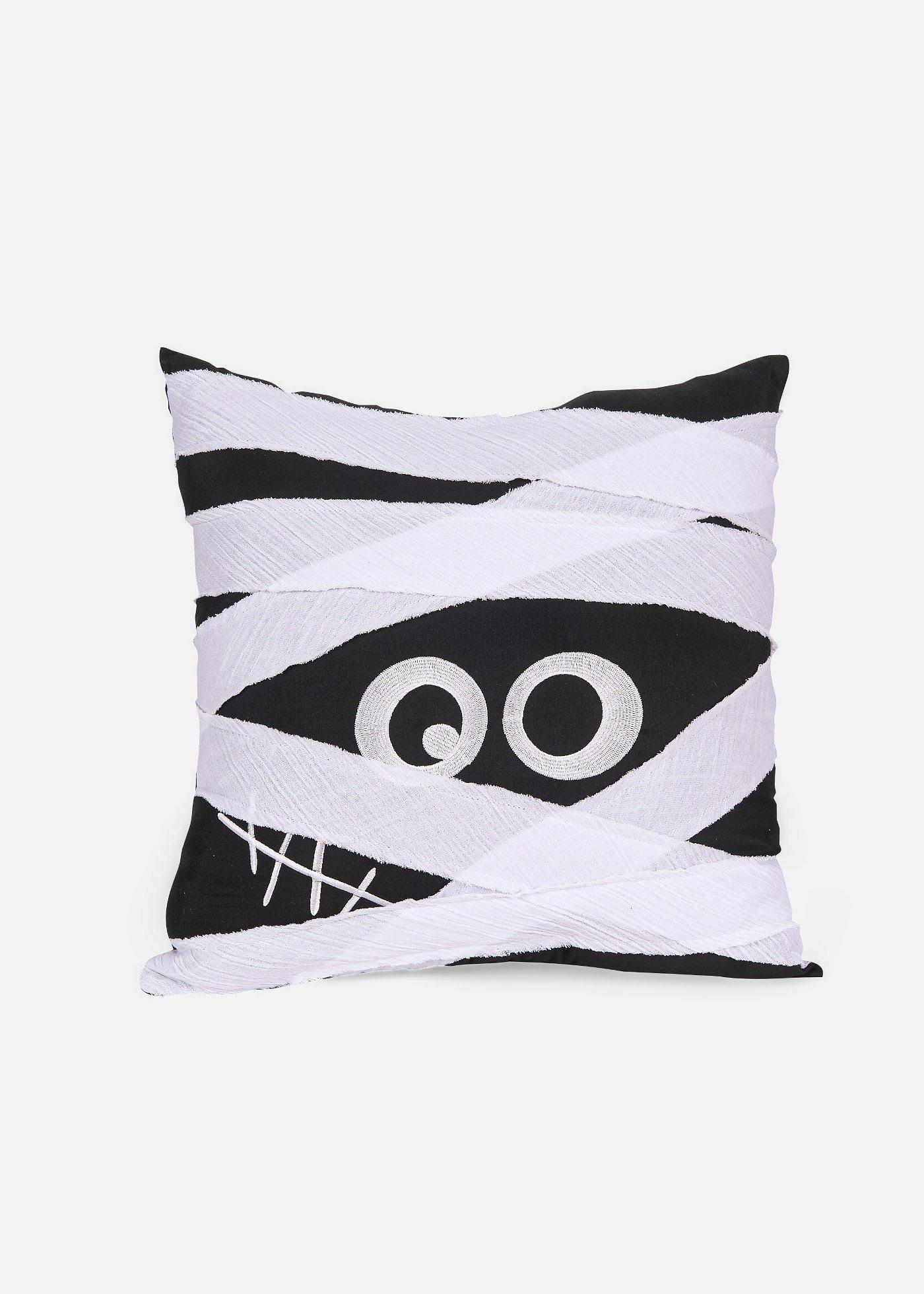 Prydnadskudde med spökmotiv