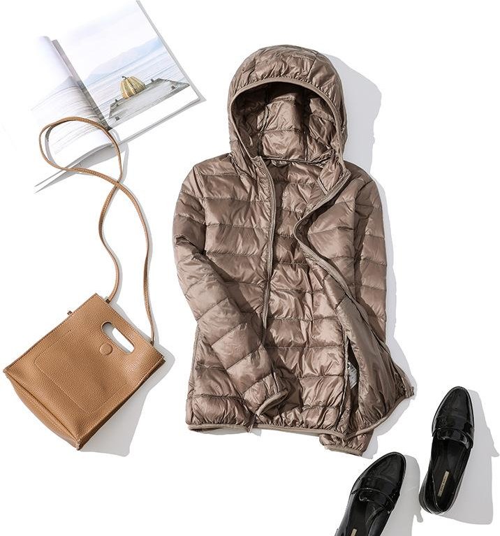 Ultralätt Plus Size Tunn Dunjacka Kvinnor Höst Vinter Smal Kort Huva Varm Vit Duck Dunrock Kvinnor Ytterkläder XS