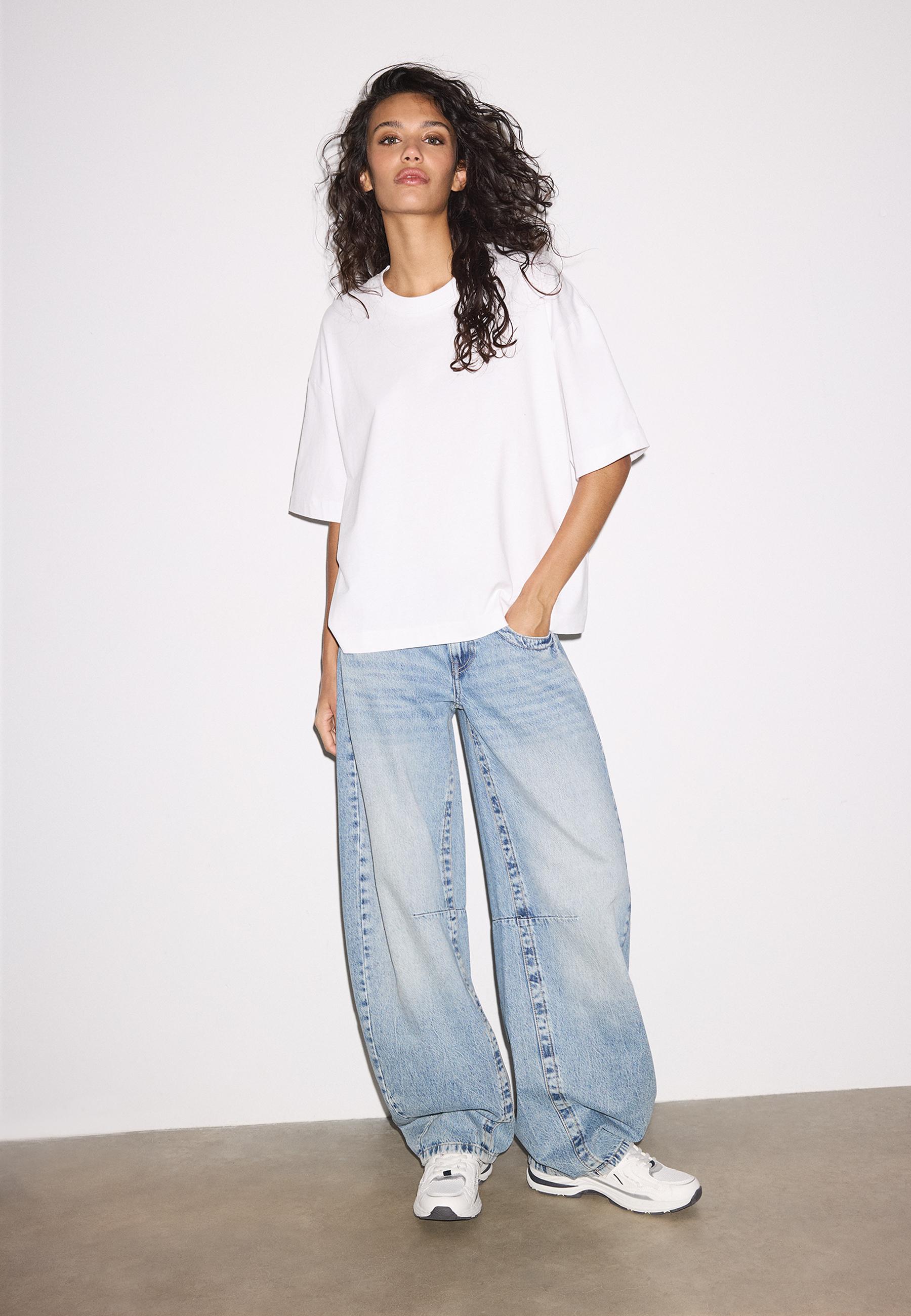 Stradivarius Oversize T-Shirt Med Kort Ärm